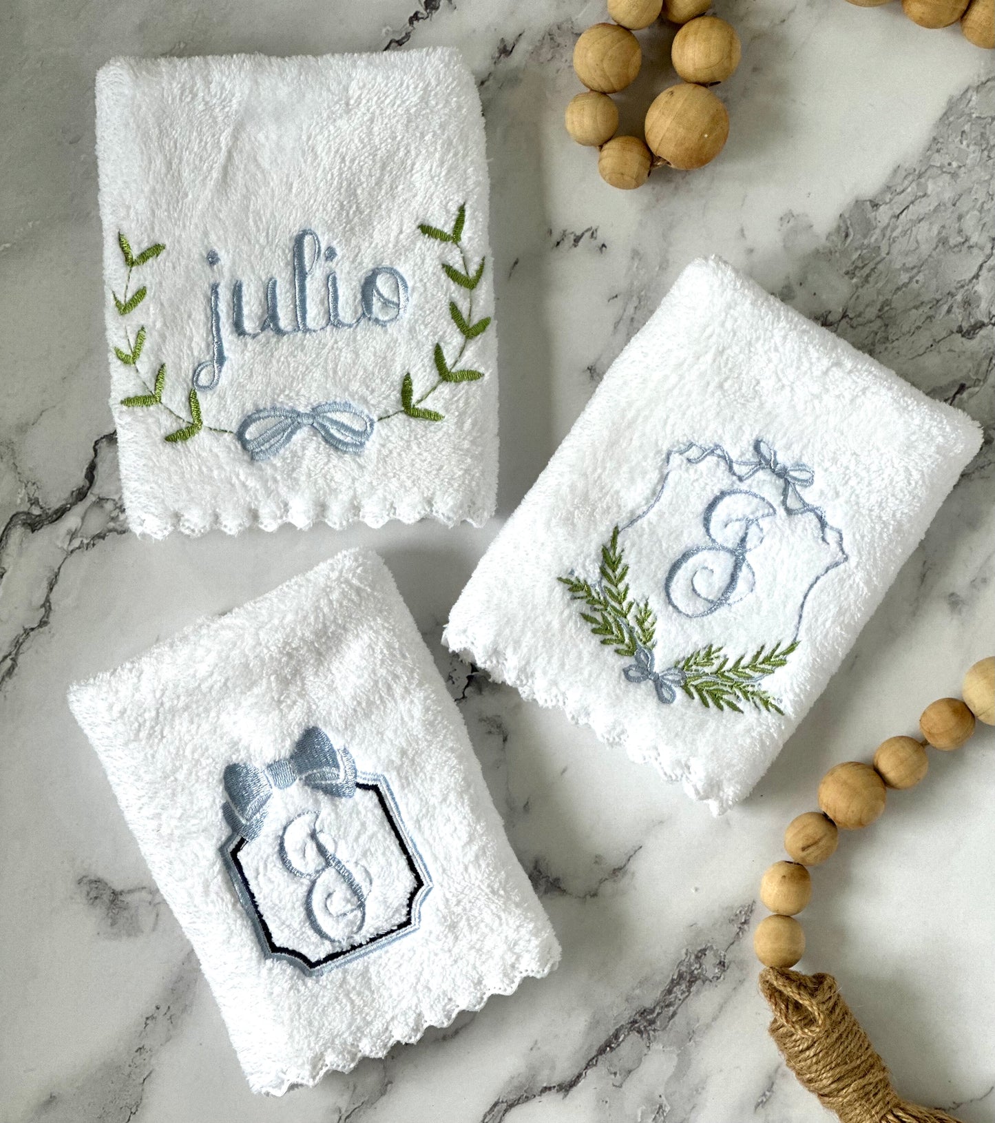 Scalloped Ultra Soft Burp Cloths